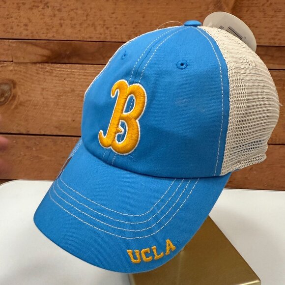 UCLA BRUINS One Size Snap Back Cap Hat Mesh Back Embroidered Captivating NWT - Picture 2 of 9